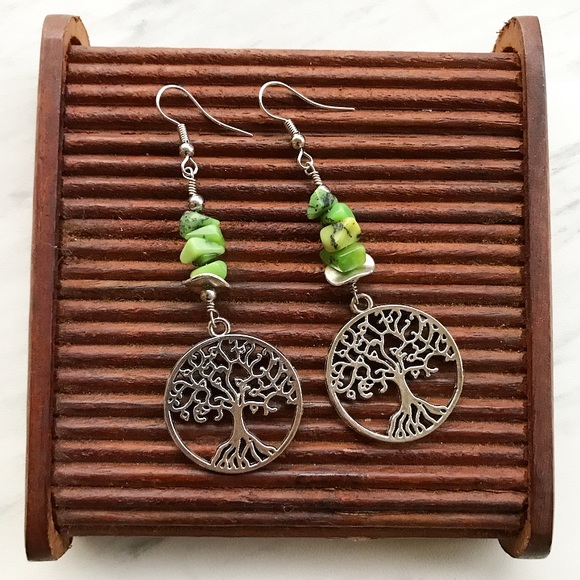 Jadeite tree of life steel post earrings - Picture 3 of 8